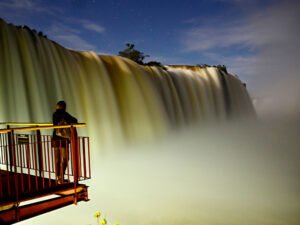 Noite nas Cataratas (Cataratas Brasil)